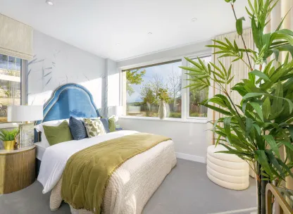 Icon Two Bedroom Show Apartment - Principal bedroom 