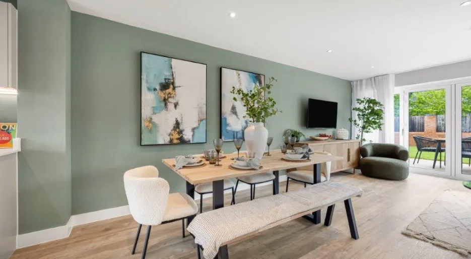 Elgrove Gardens Show Home Dining