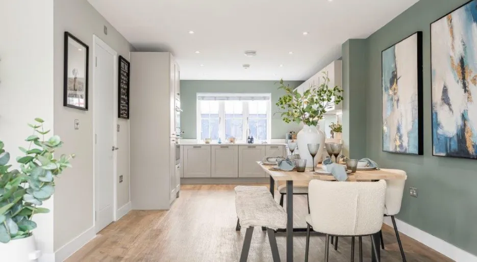 Elgrove Gardens Show Home Kitchen/Dining