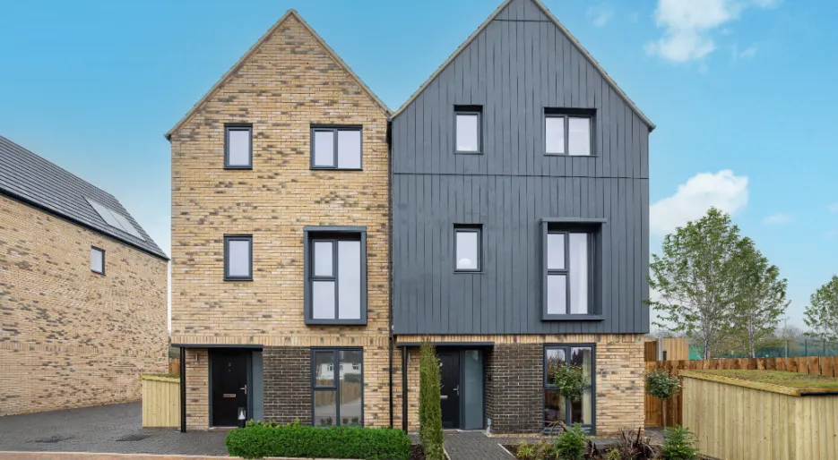 The Fisher Housetypes - Sadler's Yard 