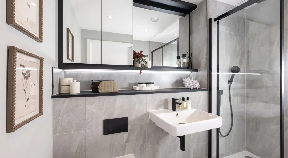 Penthouse Show Apartment - En-suite