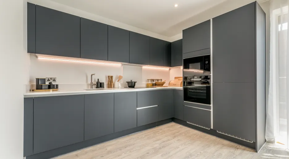 Kitchen Lampton Parkside 1 bed - April 2025