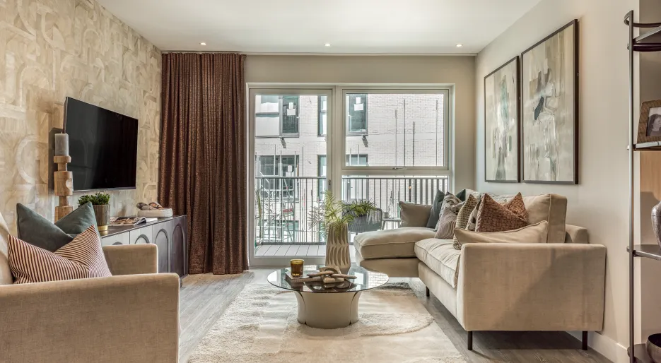 Wren House Living Room Balcony