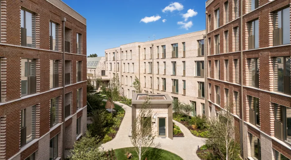 Courtyard Garden at Fusion Apartments, Knights Park 