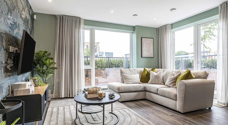 Canalside, number 189 living 