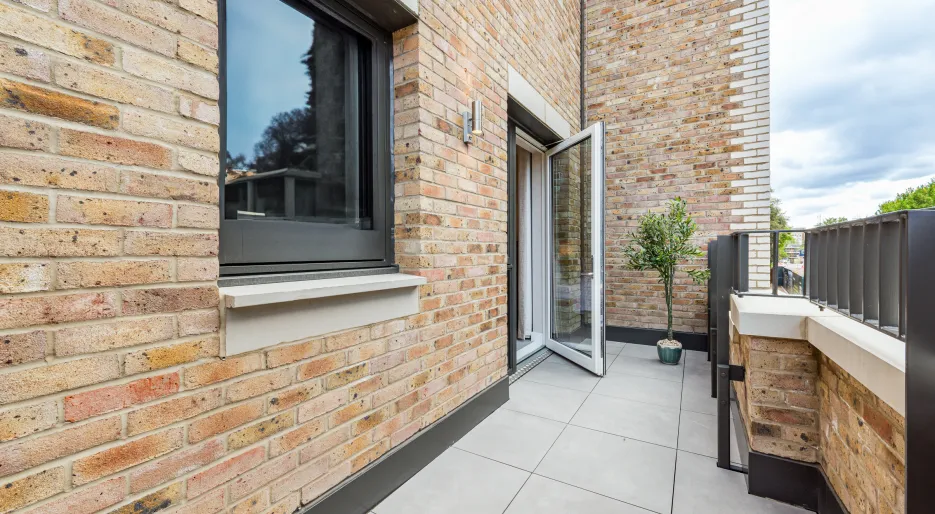 North Gate Park - Plot 2 The Ash -  balcony