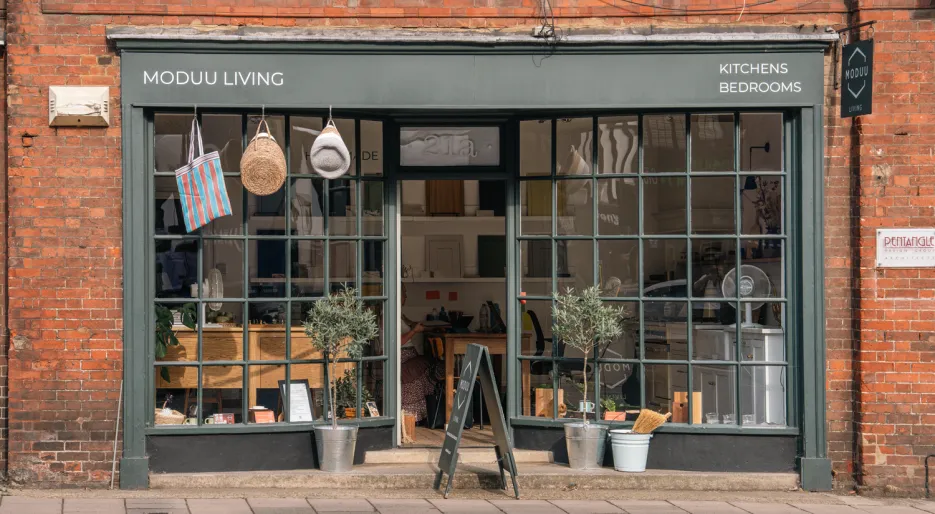 Lucas Lane - Hitchin Town Centre