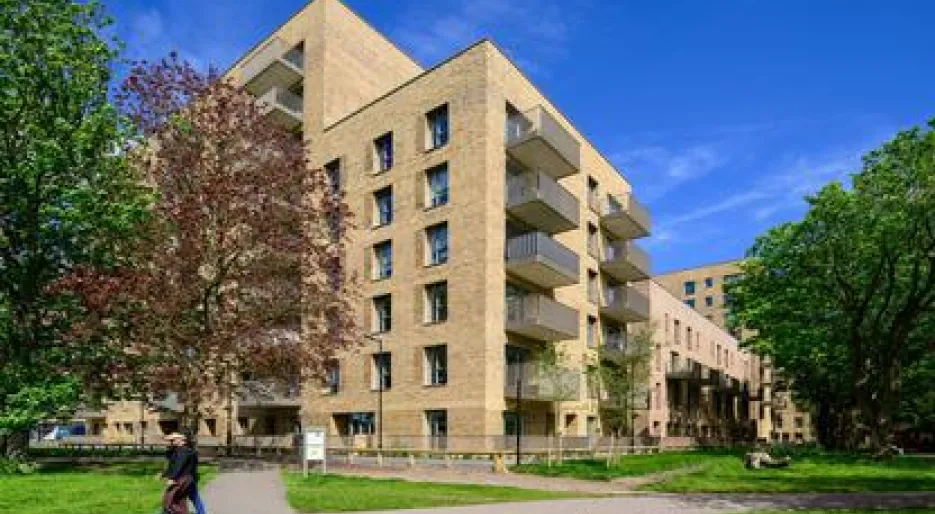 Lampton Parkside development by Hill, showcasing quality new build homes