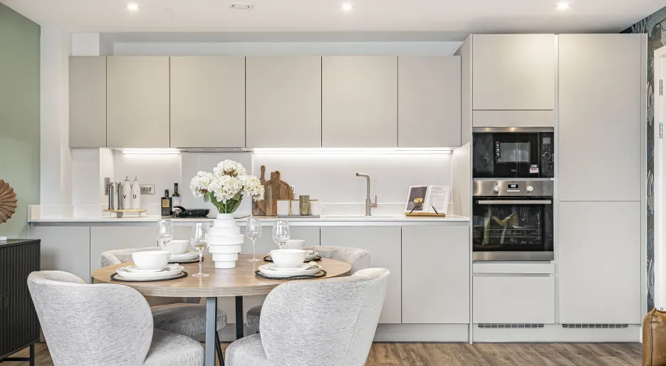 Canalside Quarter - kitchen.jpg