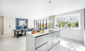 Canalside Quarter Show Home plot 94