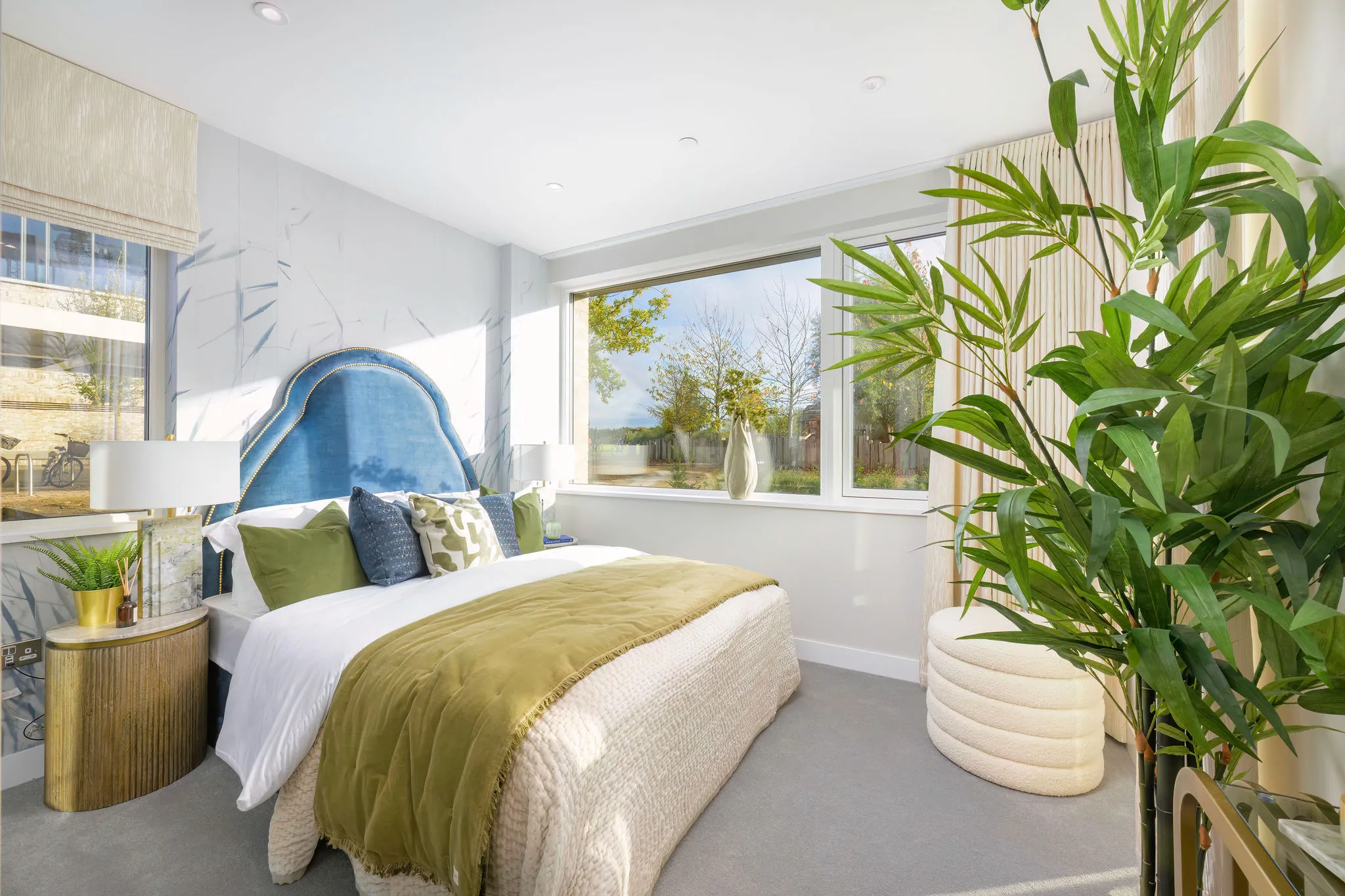 Icon Two Bedroom Show Apartment - Principal bedroom 