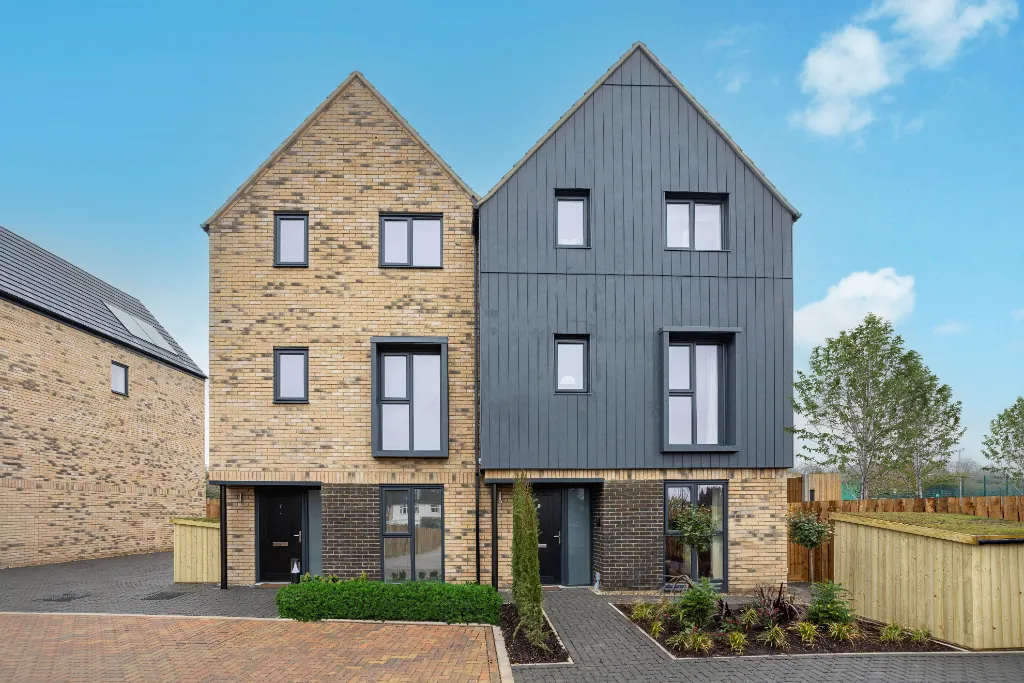 The Fisher Housetypes - Sadler's Yard 