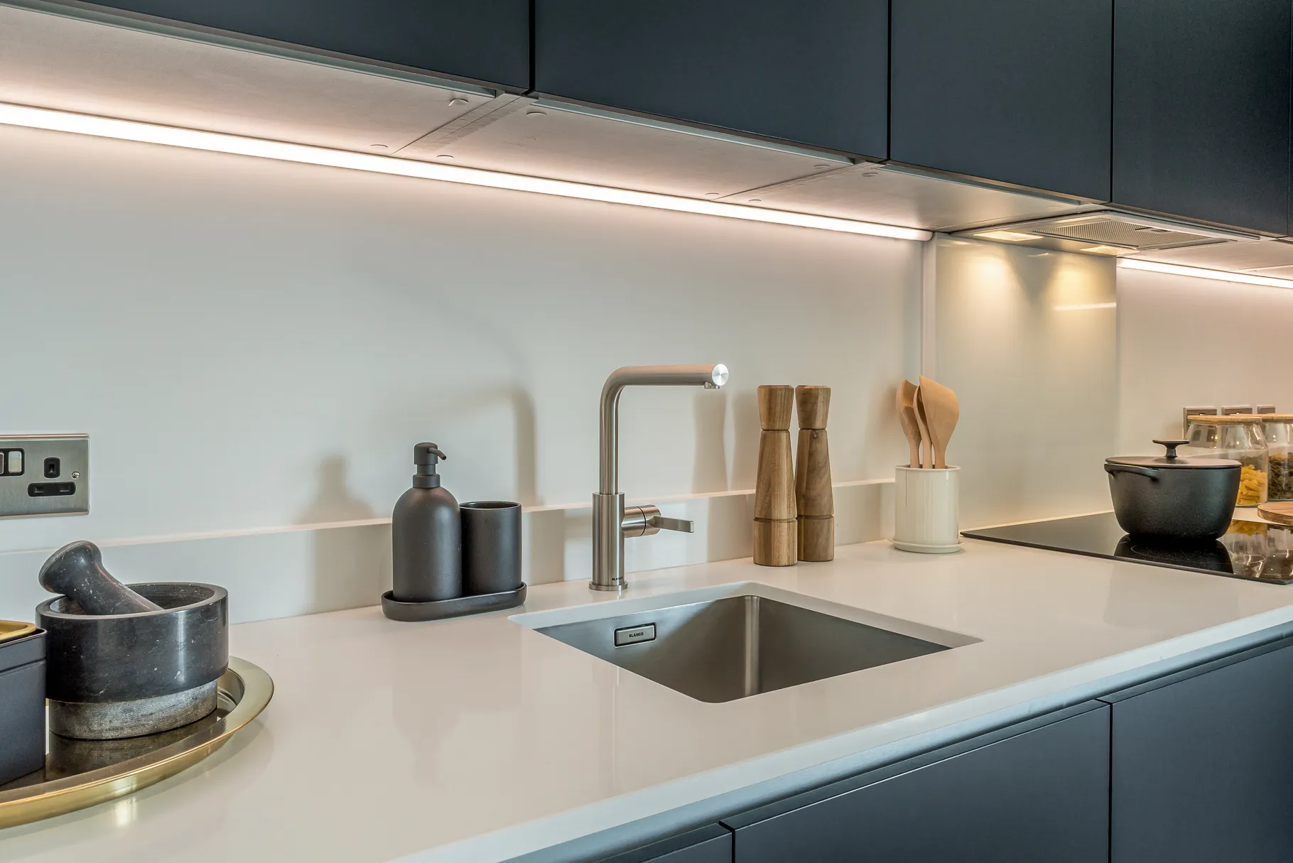 Kitchen Close Up Lampton Parkside Block E 