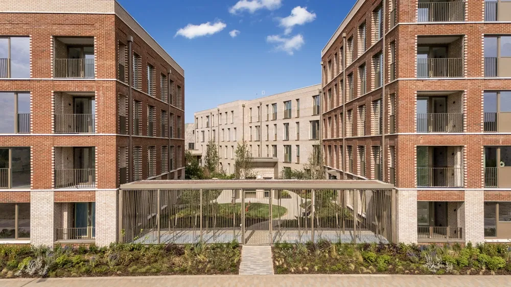 Courtyard Garden at Fusion - Knights Park